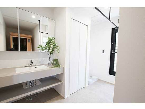 【独立洗面台】