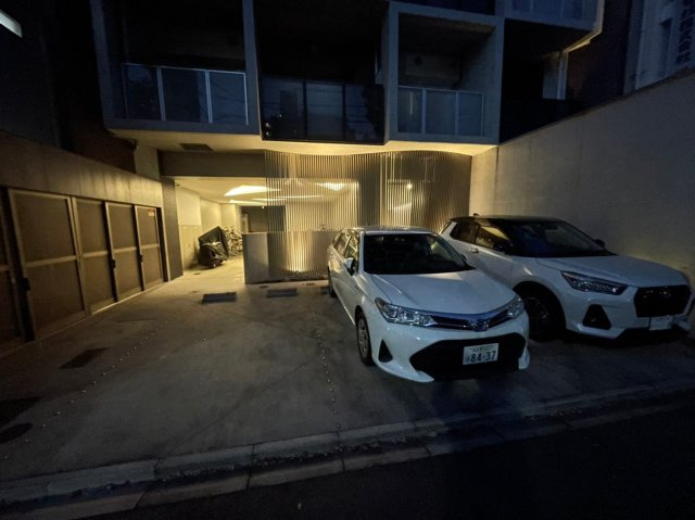 千種ライズ　名古屋市賃貸　仲介手数料無料の駐車場