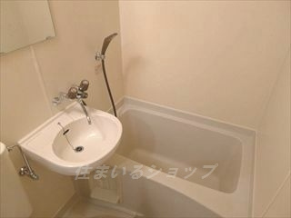 広島市安佐北区口田４丁目の賃貸マンションの浴室