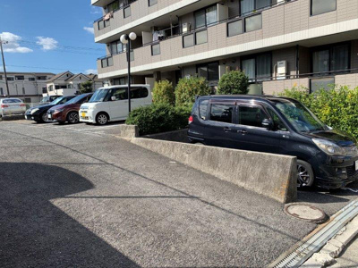 【駐車場】 | ルポザン泉ヶ丘
