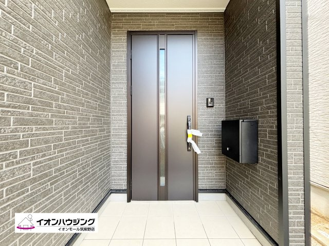 モニター付きインターフォンで防犯面も安心♪