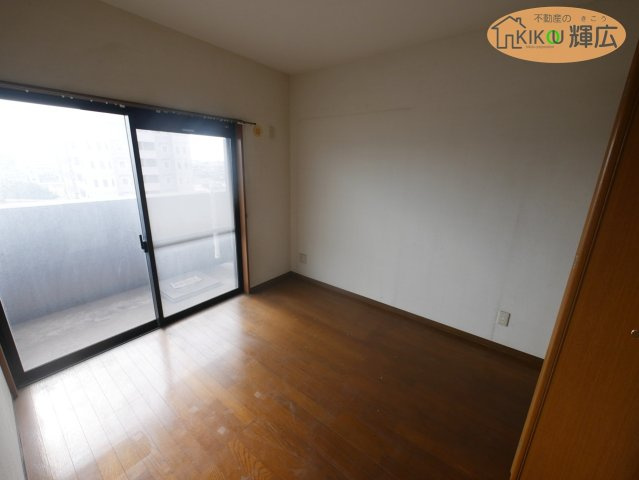 【洋室】 | ヴェルビュ姫路・飾磨一番館　7階