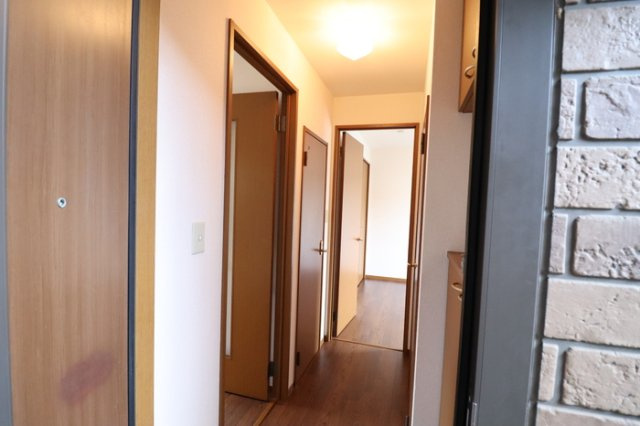 熊本市南区田迎５丁目のアパートの玄関