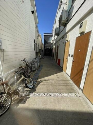 【エントランス】 | アイコート明大前