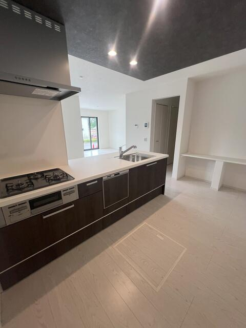 名古屋市守山区大字上志段味字寺山の新築一戸建のキッチン| 