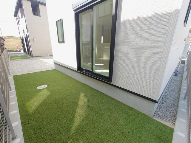 名古屋市中川区下之一色町字松蔭５丁目の新築一戸建の庭|アイディホームの家はＺＥＨ水… 