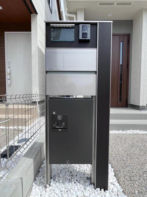 名古屋市港区船頭場２丁目の新築一戸建のその他|門柱（2号棟） 