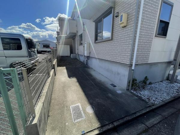名古屋市守山区川宮町の中古一戸建のその他|駐車場の様子 