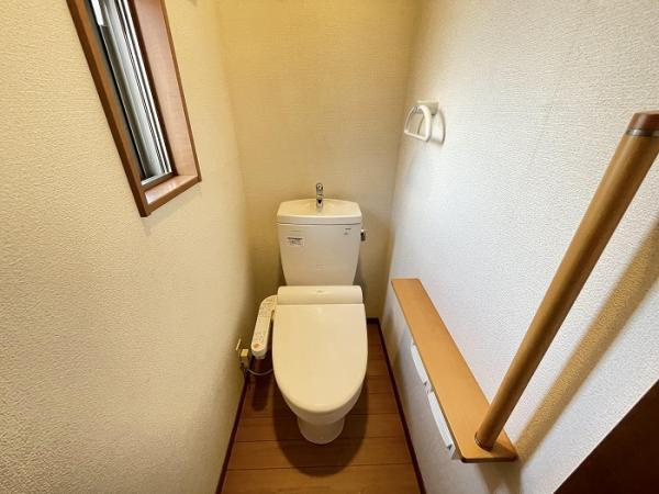 名古屋市守山区川宮町の中古一戸建のトイレ|2階トイレ 