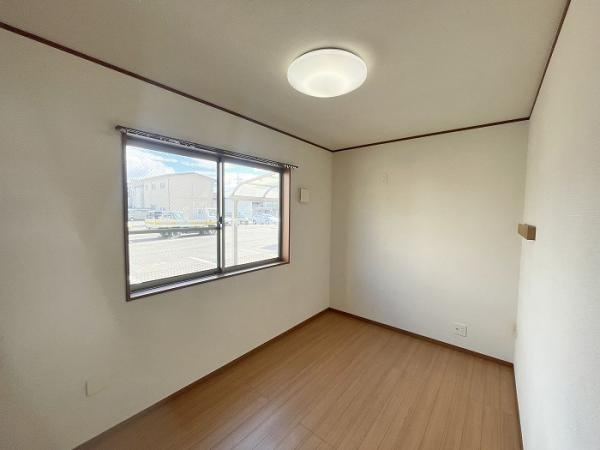 名古屋市守山区川宮町の中古一戸建の洋室|「1階中洋室」約5帖 