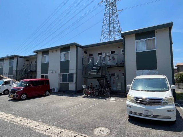 グリーンハイツ福富A棟の外観