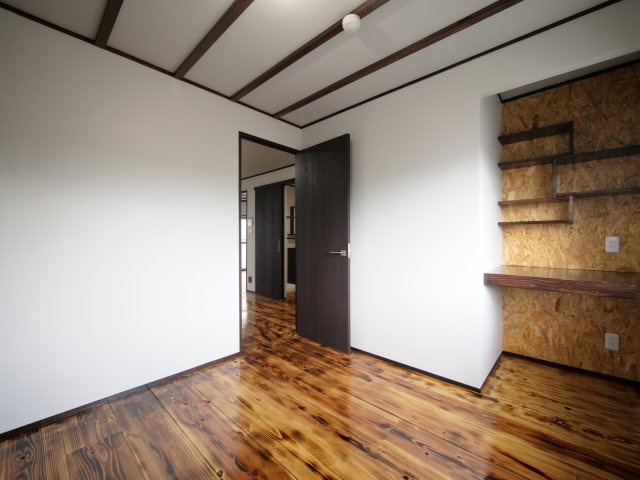 グリーンハイツ福富A棟の洋室