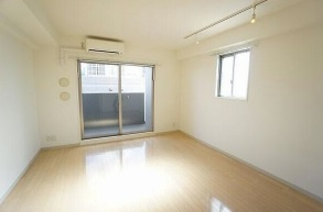 大阪市中央区農人橋１丁目の賃貸マンションの居間・リビング