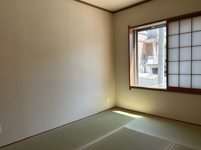 【和室】 | 小倉台１丁目　中古戸建 | 和室約6.0帖　客間としてもお使い頂けます。