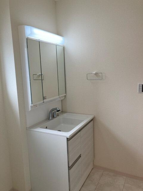 名古屋市守山区大字上志段味字東谷の新築一戸建の独立洗面台|洗顔や歯磨きなど毎日使う洗面… 