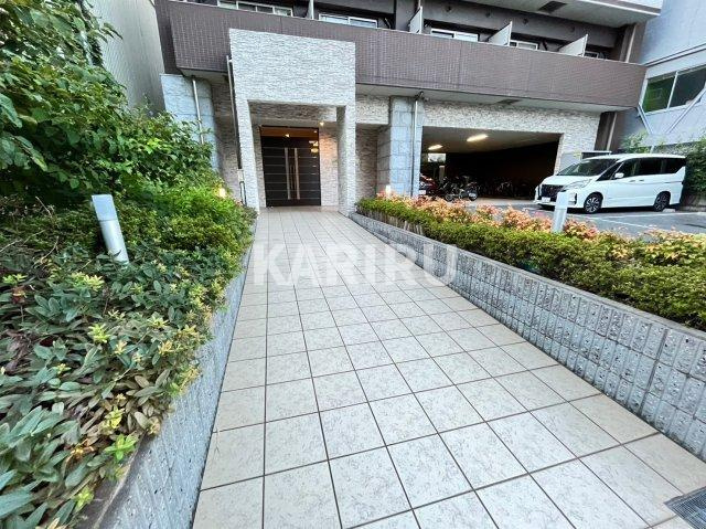 ブランブリエ京橋のエントランス