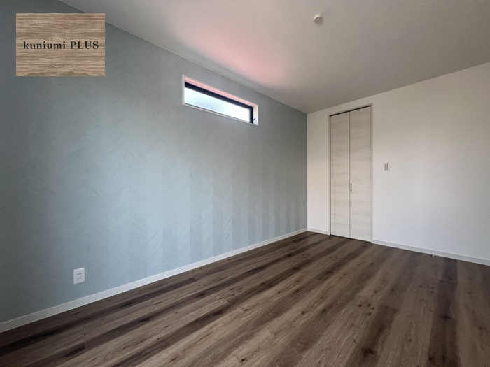 大阪市生野区舎利寺1丁目の洋室