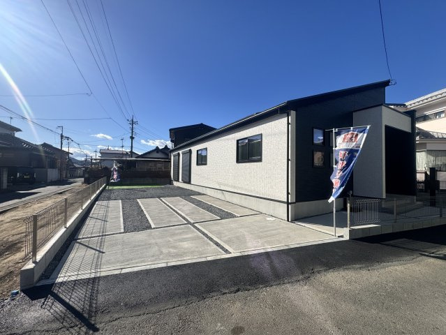新築　桐生市東2期　GRARARE　１号棟の駐車場|現地写真　駐車スペースは4分可能です！
