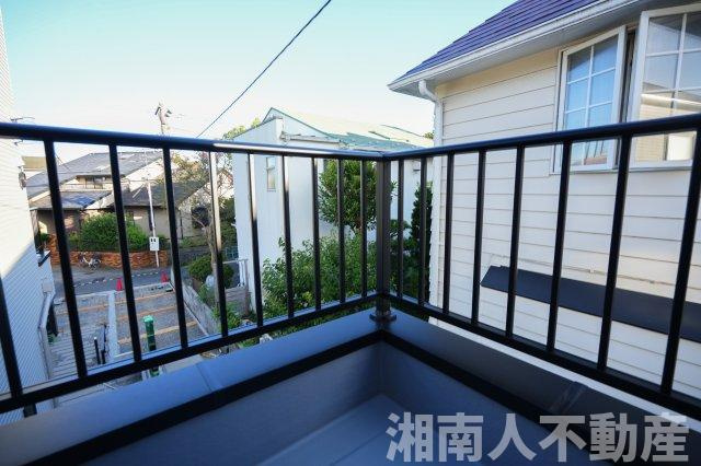 藤沢市鵠沼松が岡４丁目５－１４新築戸建のバルコニー|バルコニー付きです
