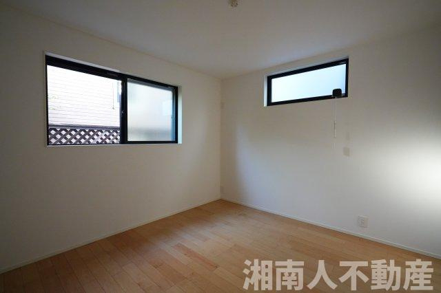 藤沢市鵠沼松が岡４丁目５－１４新築戸建の洋室|使い勝手のいい洋室です