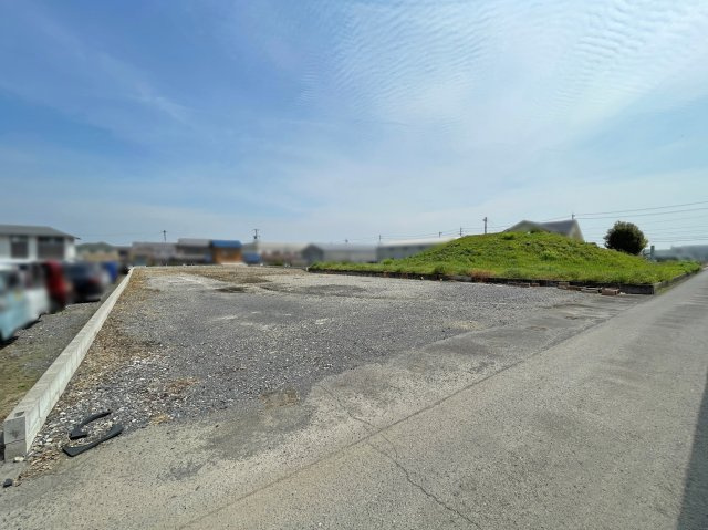 【前面道路含む現地写真】 | 鈴鹿市平野町　事業用地・住宅用地 | 前面道路