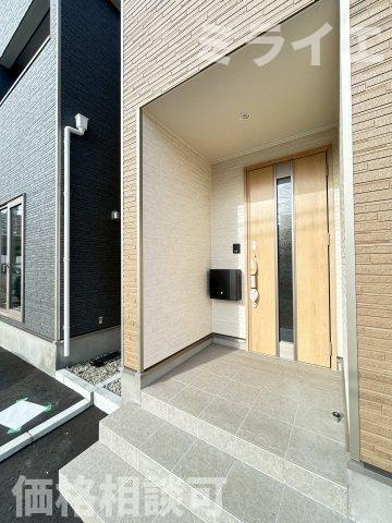 【新築戸建】札幌市北区北26条西15丁目3棟のエントランス
