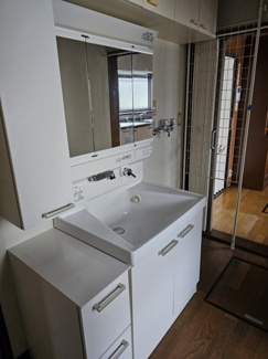 【洗面所】 | 敷地約100坪のゆとりのお家