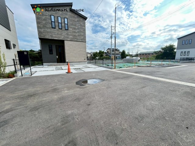 大宮今羽町2期　新築戸建　グリーンガーデンLの前面道路含む現地写真