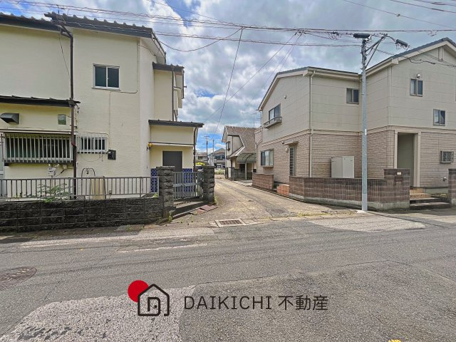 【前面道路含む現地写真】 | 東松山市六反町　中古戸建