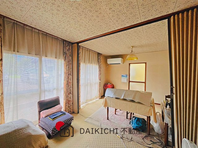 【居間・リビング】 | 東松山市六反町　中古戸建