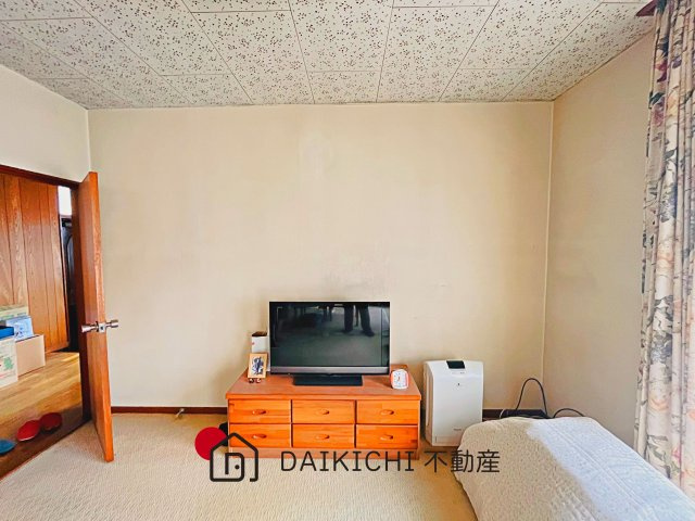 【居間・リビング】 | 東松山市六反町　中古戸建