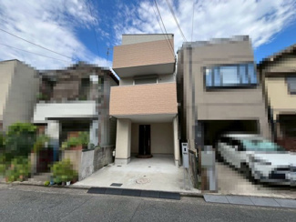 【前面道路含む現地写真】 | 香ヶ丘町１丁　中古戸建 | 空家につきいつでも内覧可能ですので、お気軽にお問い合わせ下さいませ！