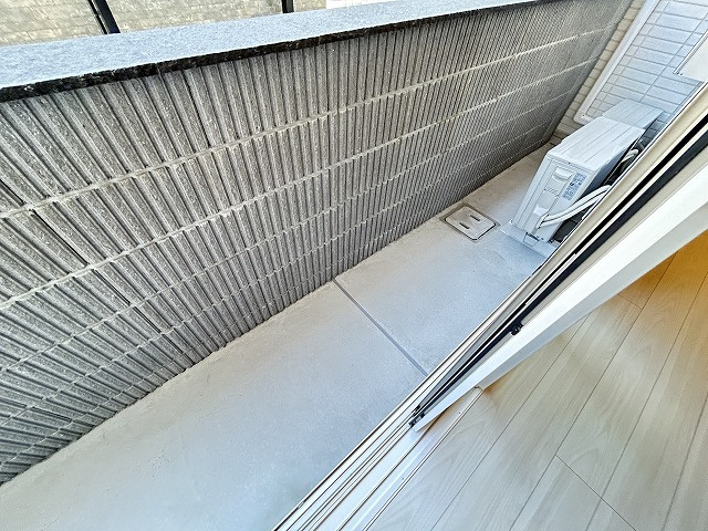 D-ROOM東花園のバルコニー