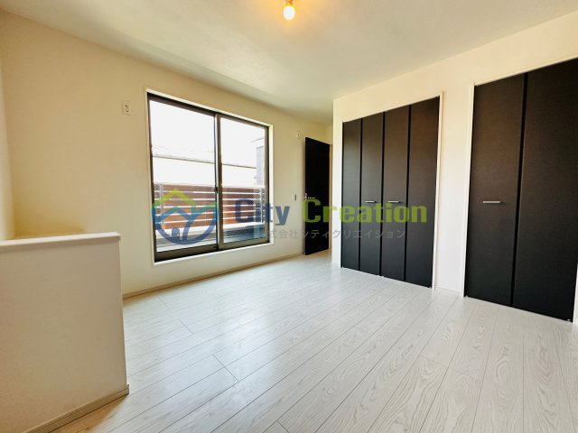 平塚市平塚１期  新築戸建全２棟　2号棟の洋室