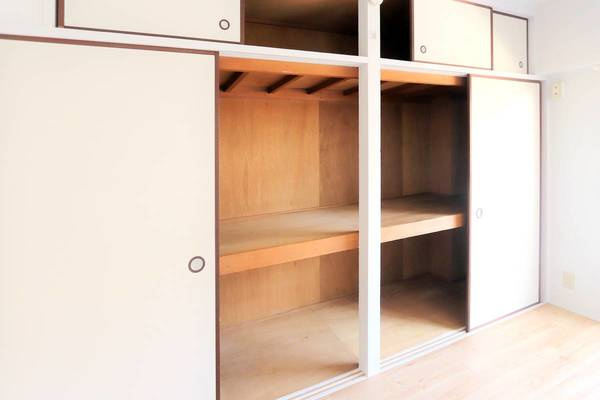 ビレッジハウス今在家1号棟の収納|ビレッジハウスの同一物件・同一タイプの間取りの写真です