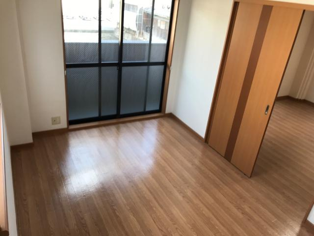 アベニール中島の内装|室内