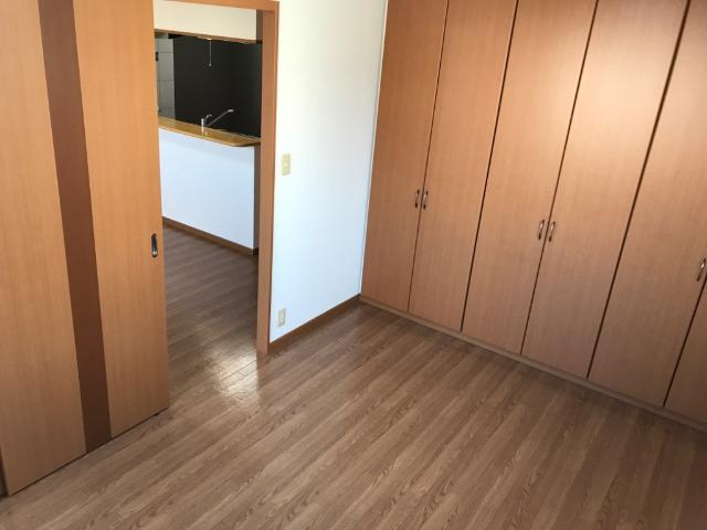 アベニール中島の内装|室内