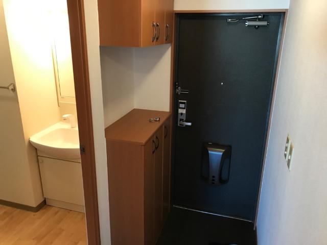 アベニール中島の玄関|玄関