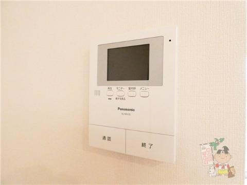 ルピナス高柳東町３のセキュリティ|カメラ付インターホン
