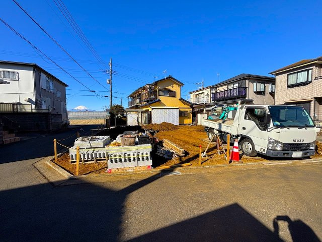 【前面道路含む現地写真】 | □■平塚市南金目 売地■□ | 【南東側道路】陽当たり・通風良好です！
