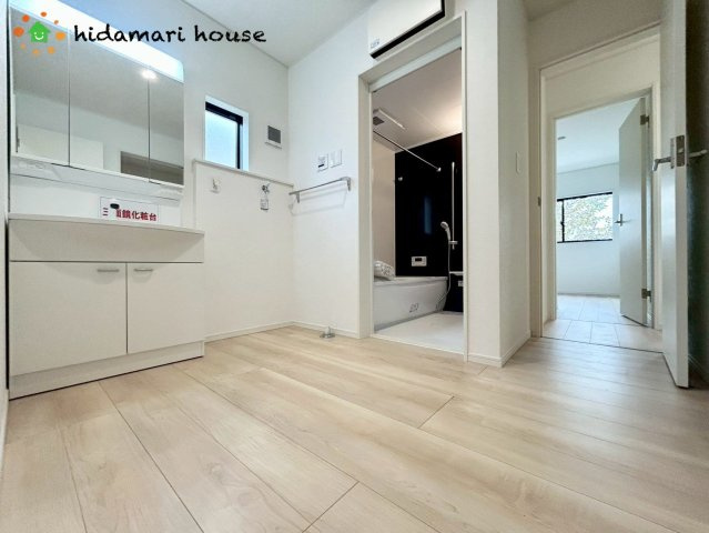 蓮田市黒浜第10　新築平屋戸建　クレイドルガーデン01の洗面所