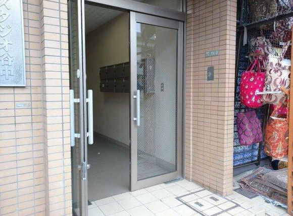 【エントランス】