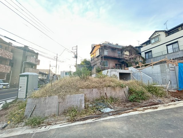 板橋区中台1丁目　新築戸建　全3棟の前面道路含む現地写真|2025.11.06撮影

現地ご見学希望・資料請求などお気軽にお問い合わせ下さい！
03-5990-5201
