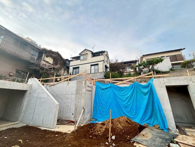 板橋区中台1丁目　新築戸建　全3棟の外観|2025.11.06撮影

現地ご見学希望・資料請求などお気軽にお問い合わせ下さい！
03-5990-5201