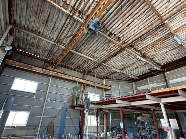 井上町9丁目貸倉庫の内装