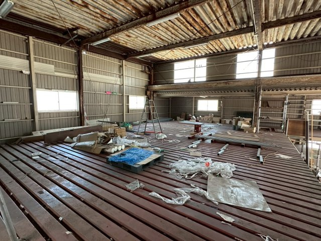 井上町9丁目貸倉庫の内装