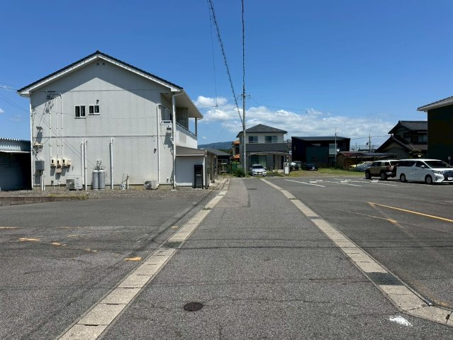 井上町9丁目貸倉庫の周辺