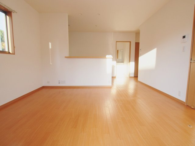 Skyfield B棟の居間・リビング