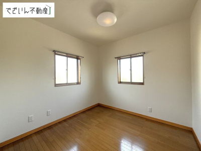 【洋室】 | 本庄市小島南3丁目　中古住宅   | 2F4.5帖洋室
現地(2025年7月撮影)