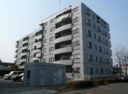 【外観】 | グランドヒルズ筑波学園都市壱番館 | スーパー至近で、お買い物に便利な立地です(#^^#)